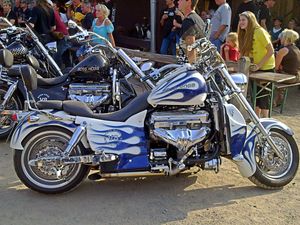 Voller Parkplatz in Pullman City